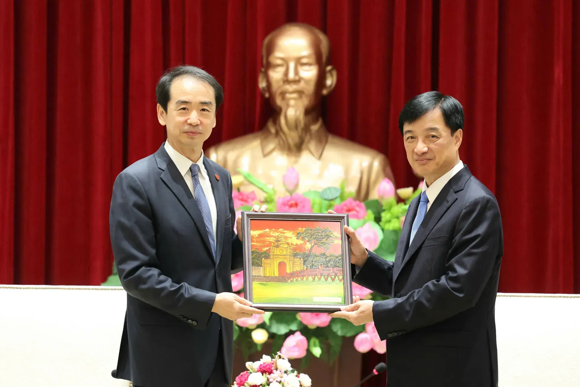 Hà Nội sẵn sàng trao đổi, hợp tác với Trung Quốc trên nhiều lĩnh vực