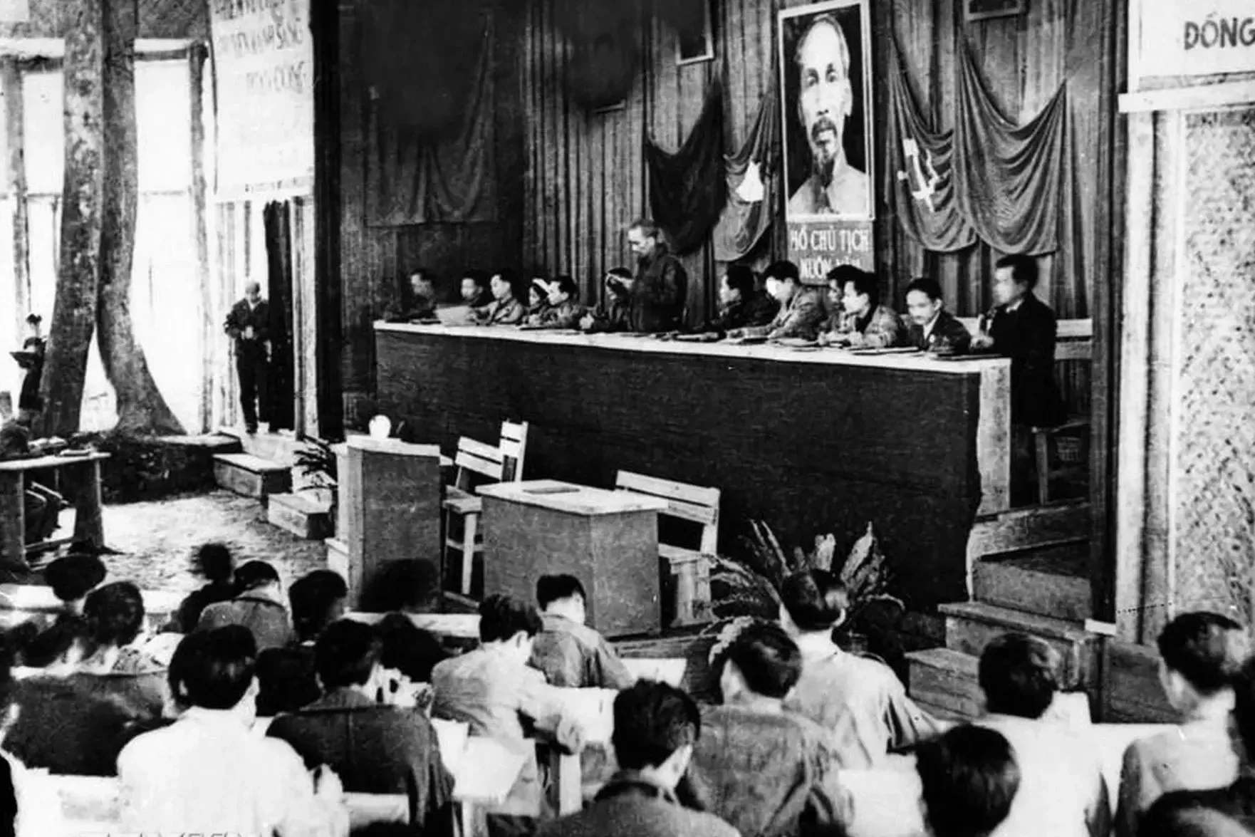 Đại hội đại biểu toàn quốc lần thứ II của Đảng: Kháng chiến, kiến quốc
