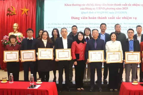 Hà Nội ban hành 4 nguyên tắc thực hiện công tác khen thưởng