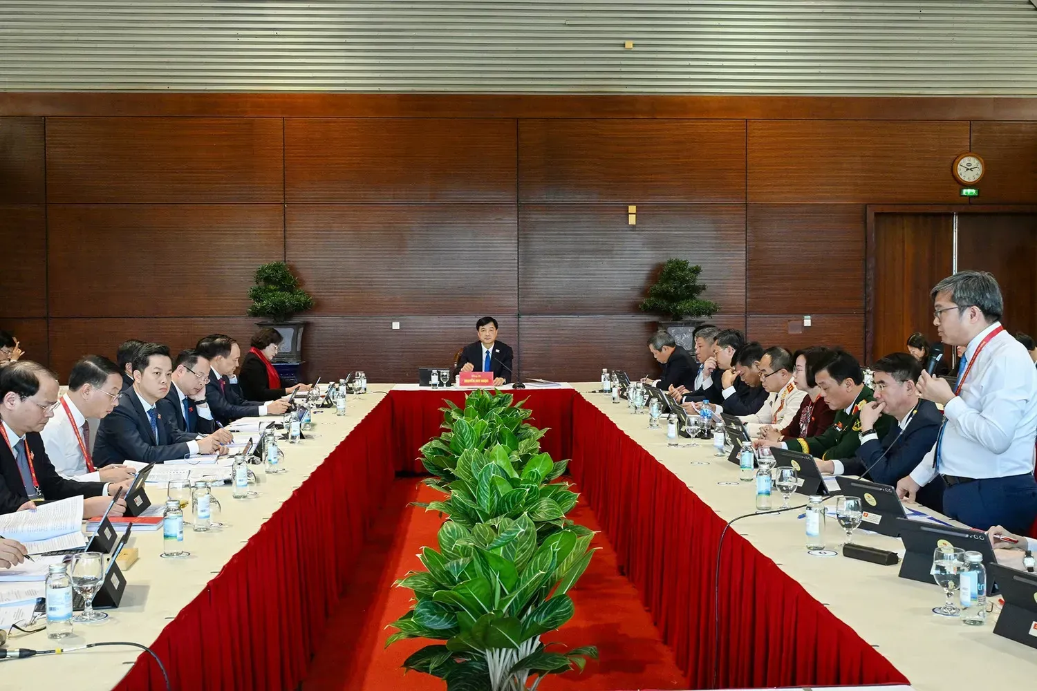 Phát huy cao độ trách nhiệm, trí tuệ và tâm huyết thảo luận Văn kiện, góp phần quan trọng vào thành công của Đại hội