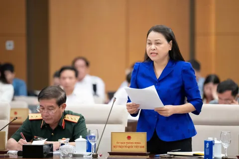 Cử tri đề nghị cần giải pháp căn cơ, đồng bộ, chủ động ngăn ngừa, phòng, chống bão lũ