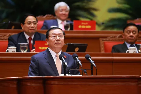 Gắn chặt công tác tư tưởng với công cuộc kiến tạo kỷ nguyên mới