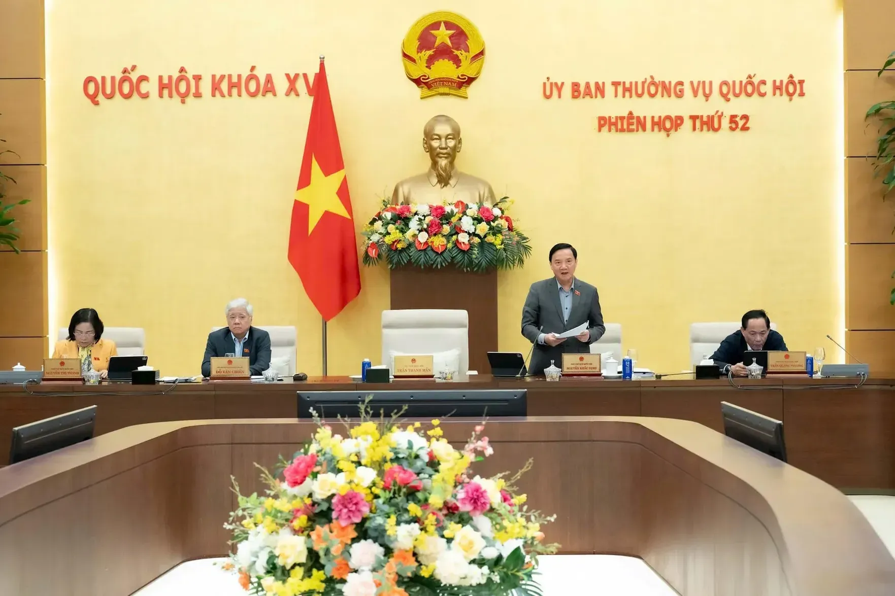 Hà Nội và Thành phố Hồ Chí Minh tiếp tục được xác định là đô thị đặc biệt
