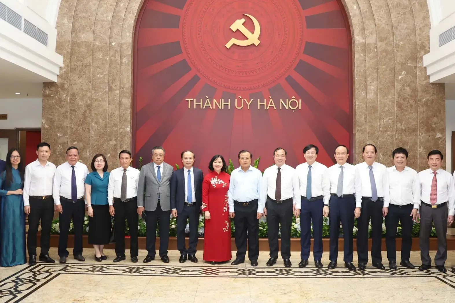 Hà Nội biểu dương người làm báo tiêu biểu: báo chí đồng hành, chia sẻ cùng sự phát triển của Thủ đô