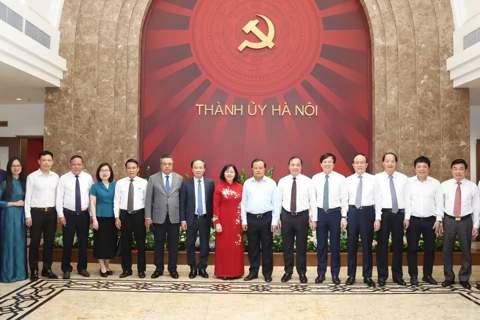 Báo chí đồng hành, chia sẻ cùng sự phát triển của Thủ đô Hà Nội