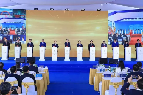 Khởi công Trục Đại lộ cảnh quan sông Hồng - dự án chiến lược của Thủ đô