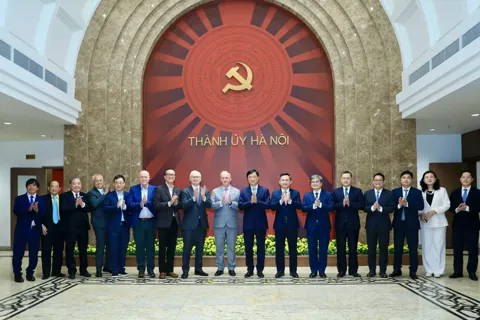 Hà Nội tăng cường kết nối quốc tế trong phát triển công nghiệp bán dẫn
