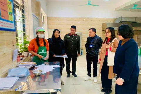 Xã Nam Phù ưu tiên kiểm tra đột xuất, siết chặt an toàn thực phẩm dịp Tết và lễ hội Xuân 2026