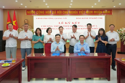 Báo Kinh tế & Đô thị và phường Giảng Võ tăng cường phối hợp trong công tác thông tin, tuyên truyền
