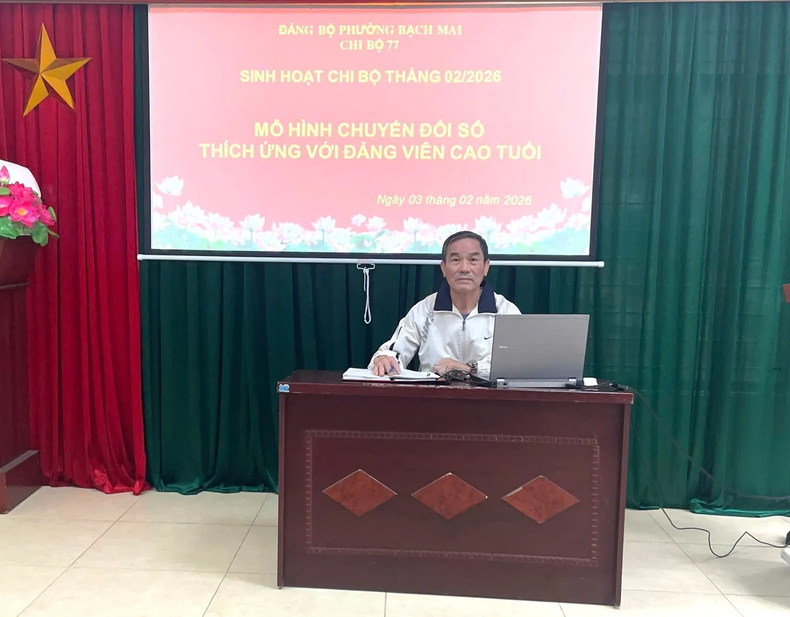 Phường Bạch Mai đẩy mạnh chuyển đổi số, nâng cao chất lượng sinh hoạt chi bộ
