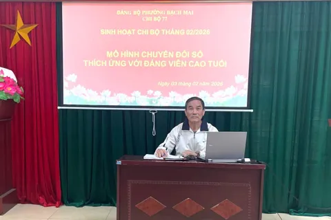 Phường Bạch Mai đẩy mạnh chuyển đổi số, nâng cao chất lượng sinh hoạt chi bộ