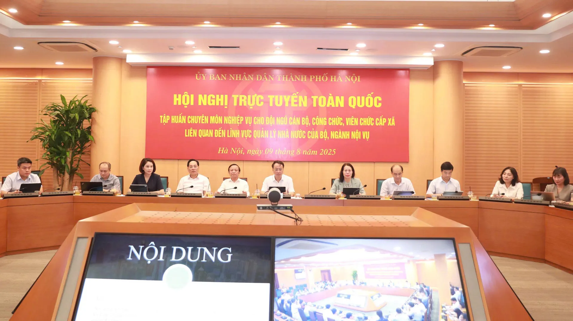 Phân cấp, phân quyền: cấp xã giảm thời gian giải quyết thủ tục, “được việc” cho người dân

