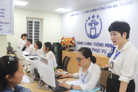 Phường Hai Bà Trưng: bộ máy dần trơn tru, không ngừng nỗ lực nâng cao chất lượng phục vụ 