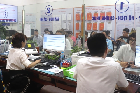 Không cần làm lại thủ tục tiếp nhận, bổ nhiệm công chức cấp xã mới nếu đã đủ điều kiện