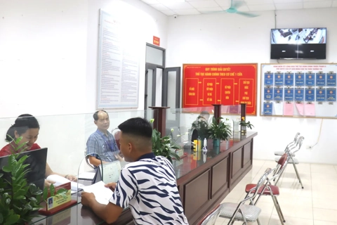 Đề xuất mới nhất về số nhiệm vụ, quyền hạn của Chủ tịch UBND cấp tỉnh, cấp xã
