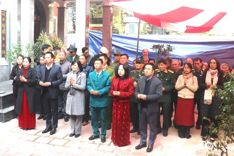 Phường Hai Bà Trưng tổ chức kỷ niệm ôn lại truyền thống lịch sử 598 năm Hội thề Đông Quan