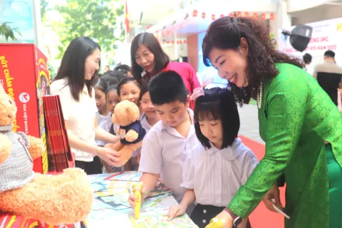 Phường Hai Bà Trưng: học sinh được trải nghiệm nhiều hoạt động công nghệ số trong "Tuần lễ hưởng ứng học tập suốt đời"