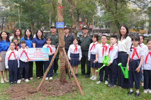 Tháng Thanh niên phường Hai Bà Trưng: 5 đội hình tình nguyện tham gia tạo giá trị bền vững cho cộng đồng
