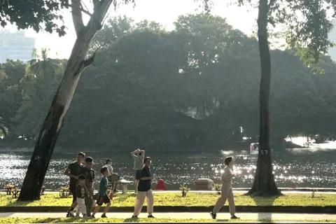 Toàn bộ hơn 2km hàng rào quanh Công viên Thống Nhất được dỡ bỏ, tạo điểm đến hấp dẫn giữa lòng Thủ đô