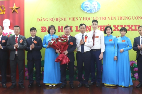 Đại hội điểm đảng bộ cơ sở tại quận Hai Bà Trưng: giữ vững vị trí đầu ngành về y học cổ truyền