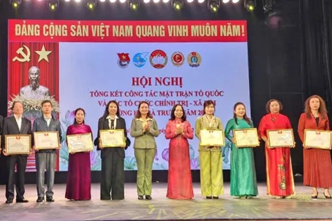 Phường Hai Bà Trưng: cán bộ Mặt trận triển khai nhiều mô hình, phần việc xây dựng Thủ đô sáng - xanh - sạch - đẹp