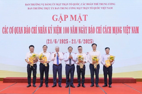 Báo chí góp phần đưa tiếng nói của Mặt trận, Nhân dân đến gần hơn với công chúng