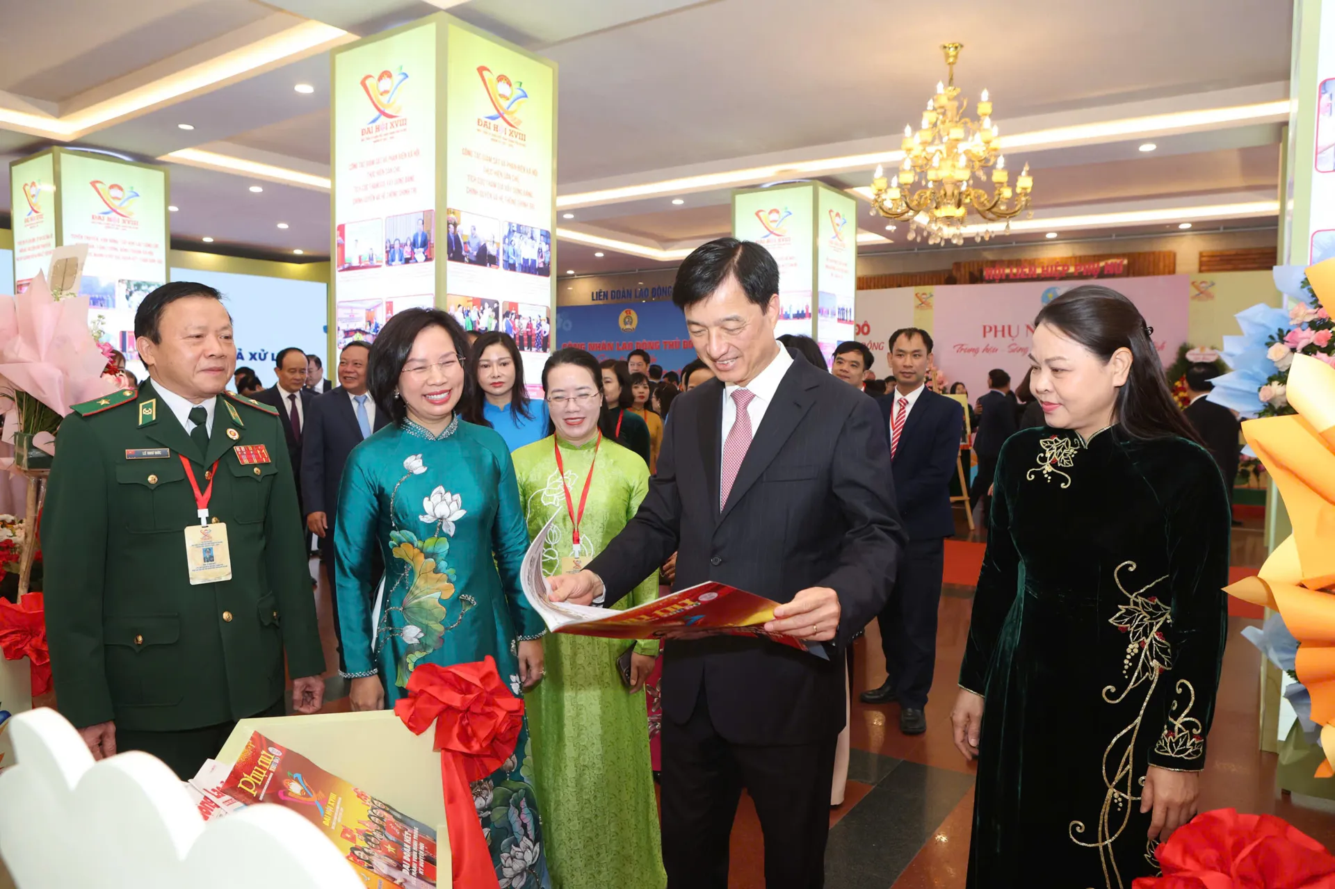 Ra mắt phần mềm “Mặt trận số Thủ đô” và khai mạc Triển lãm ảnh, Không gian “Đoàn kết - Sáng tạo”