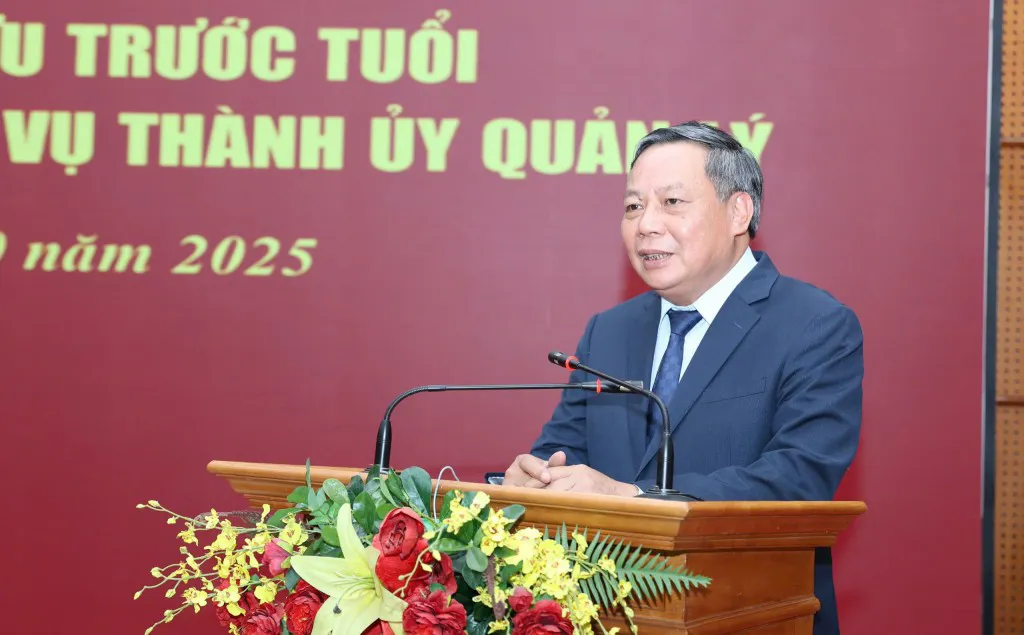 3 cán bộ diện Ban Thường vụ Thành ủy Hà Nội quản lý xin nghỉ trước tuổi: minh chứng cho sự nêu gương của người cán bộ