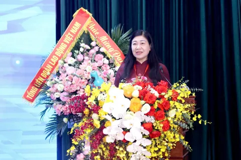 Hà Nội: Lãnh đạo Thành phố chỉ đạo Đại hội điểm khối Công đoàn xã, phường