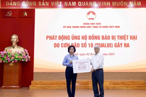 673 tỷ đồng ủng hộ, đăng ký ủng hộ đồng bào bị thiệt hại do cơn bão số 10 gây ra