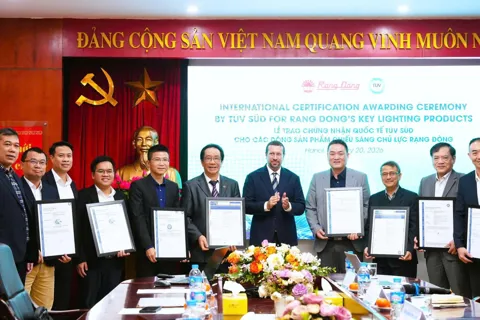 Rạng Đông: doanh nghiệp Việt Nam duy nhất đạt chứng nhận CB quốc tế cho dòng sản phẩm bộ nguồn LED