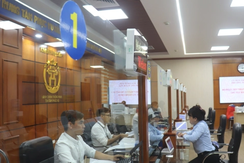 Hà Nội triển khai thực hiện thủ tục hành chính theo "một cửa", "một cửa liên thông" bảo đảm tiến độ, hiệu quả
