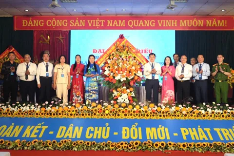 Cán bộ, hội viên phụ nữ góp phần xây dựng phường Vĩnh Tuy trở thành trung tâm văn hóa, dịch vụ, du lịch của Thủ đô
