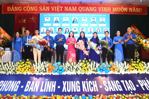 Đồng chí Nguyễn Hương Giang là Bí thư Đoàn TNCS Hồ Chí Minh phường Vĩnh Tuy khóa I