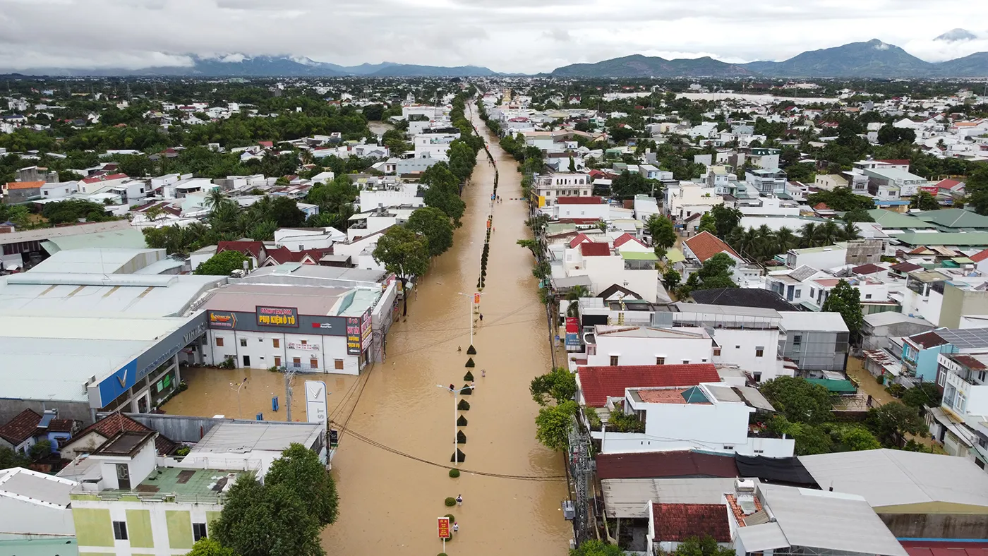 Khánh Hòa: cảnh báo mưa lớn, lũ trên các sông và nguy cơ sạt lở, ngập lụt
