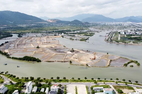 Hiện trạng khu đô thị hỗn hợp "3 mặt sông" tại Nha Trang