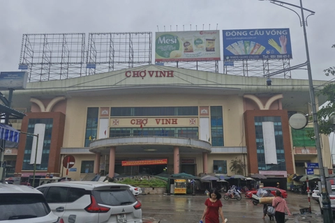 Nghệ An: xem xét xây dựng lại giá thuê mặt bằng chợ 
