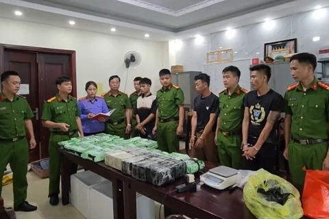 Nghệ An: bắt giữ 3 đối tượng với tang vật 60 bánh heroin