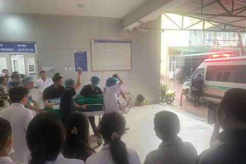 Vụ đối tượng tấn công nhiều người tại Bệnh viện Sản Nhi Nghệ An: 7 người bị thương