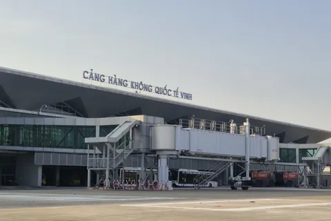 Gấp rút hoàn thiện các hạng mục để sớm đưa sân bay Vinh khai thác trở lại