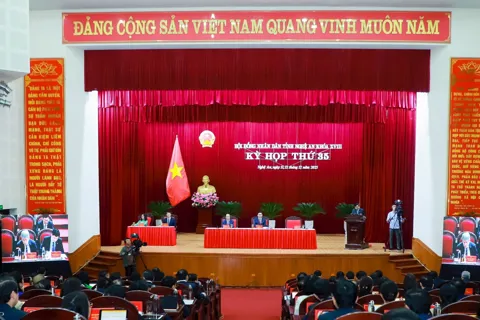 Kỳ họp thứ 35, HĐND tỉnh Nghệ An khóa XVIII: nhiều vấn đề quan trọng được nêu ra