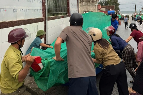 Hà Tĩnh: huy động hơn 10.000 người trực tiếp ứng phó bão số 5