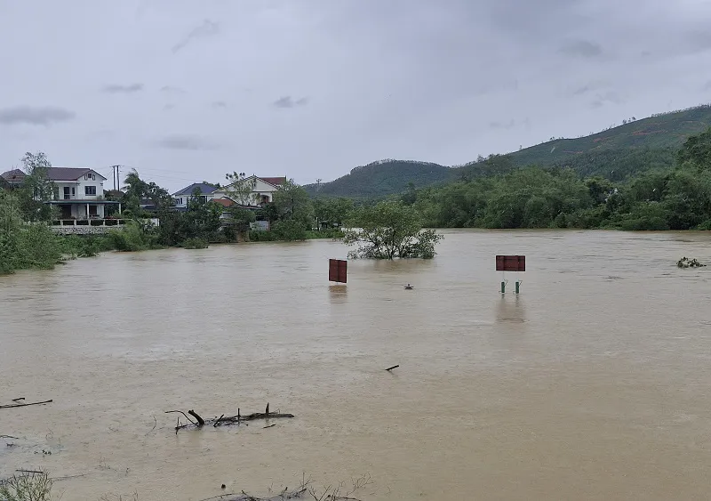 Hà Tĩnh: cảnh báo mưa lớn, lũ các sông dâng cao