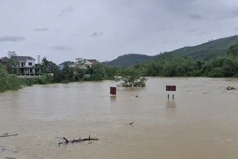 Hà Tĩnh: cảnh báo mưa lớn, lũ các sông dâng cao