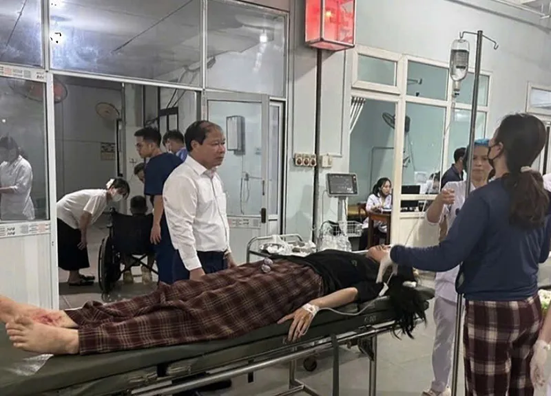 Hà Tĩnh: tập trung cứu chữa các nạn nhân vụ tai nạn giao thông nghiêm trọng
