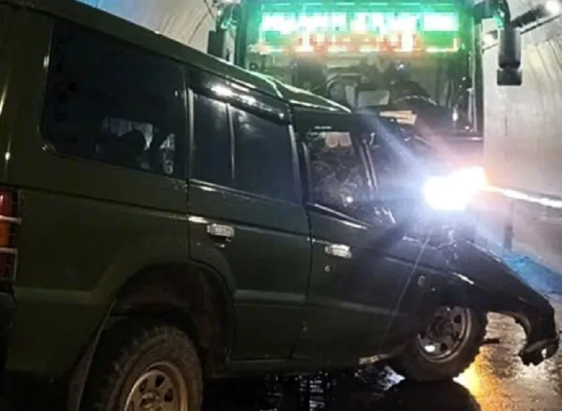 Tai nạn giao thông trong hầm Đèo Ngang, 2 người tử vong
