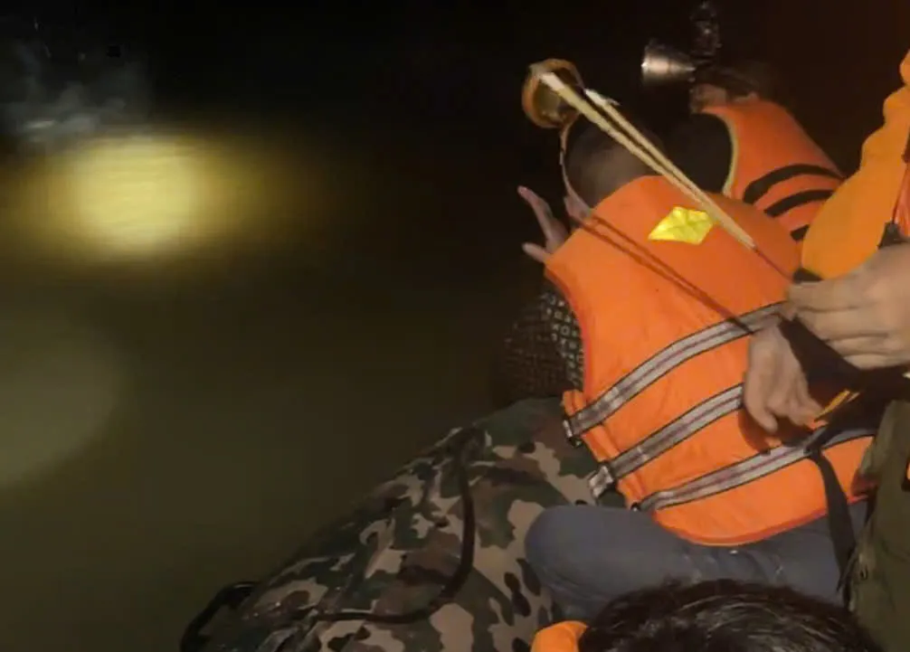 Hà Tĩnh: tìm thấy thi thể người đàn ông bị lật thuyền khi đánh bắt cá