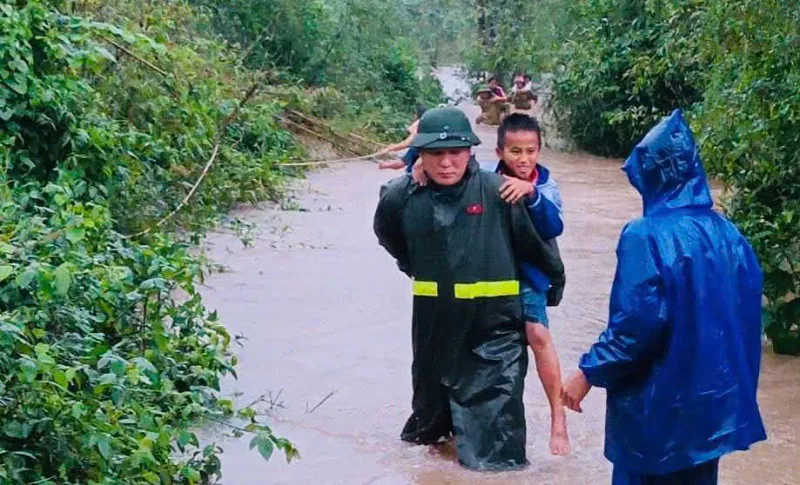 Hà Tĩnh: mưa lũ khiến hơn 3.000 nhà dân bị ngập