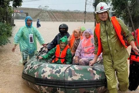 Hà Tĩnh: khẩn trương di dời dân, ứng phó ngập lụt diện rộng