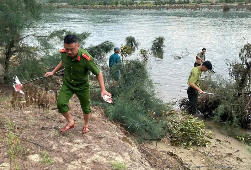 Hà Tĩnh: tiêu hủy gần 149.000 dụng cụ bẫy bắt chim di cư